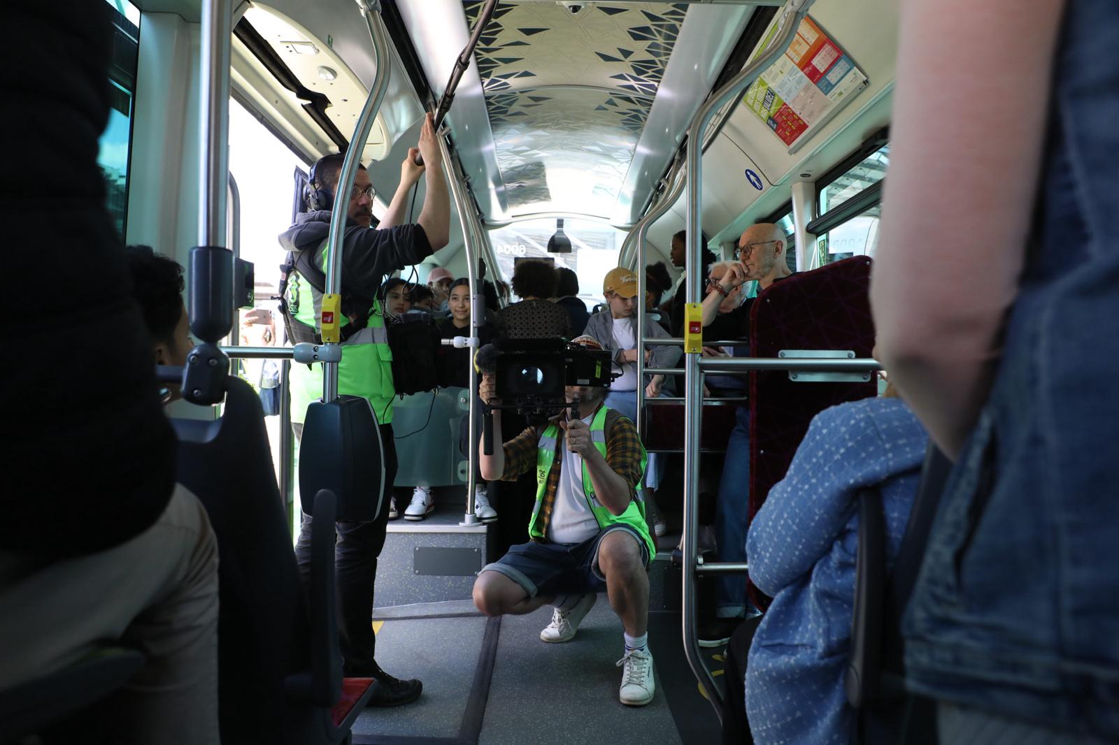 Tournage d'une vidéo sur les bons comportements dans les transports en commun