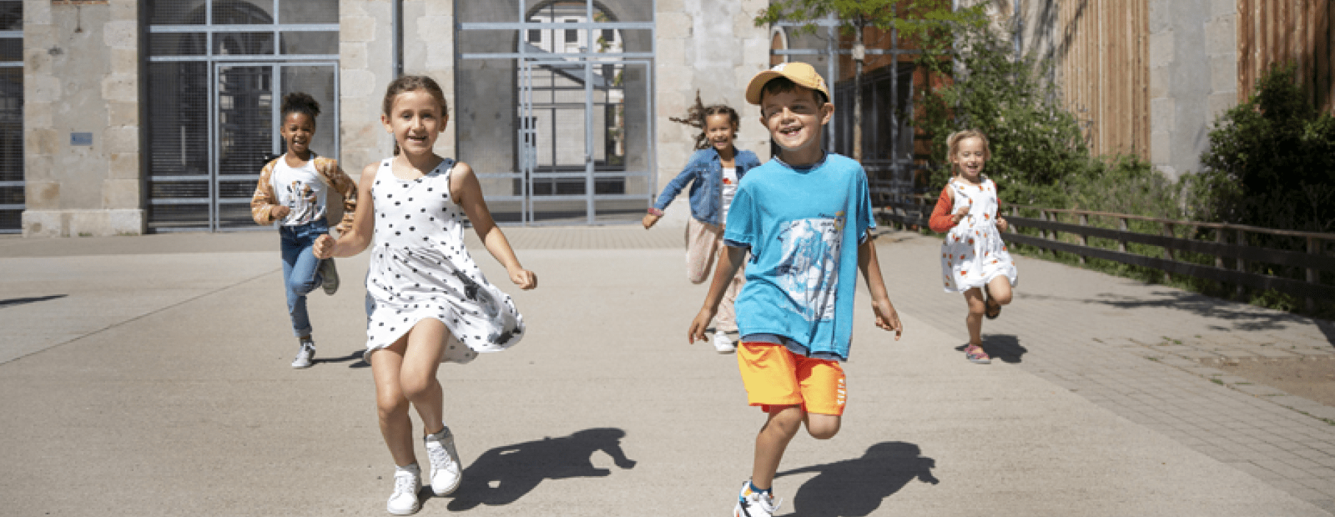 inscription de votre enfant à l'école, à la cantine et au périscolaire