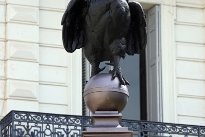 statue d'un coq - Agrandir l'image 3 sur 7, fenêtre modale