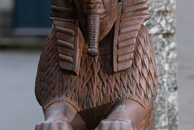 statue d'un sphinx - Agrandir l'image 1 sur 7, fenêtre modale