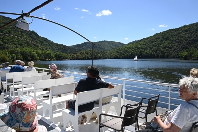 croisière en bateau - Agrandir l'image 1 sur 2, fenêtre modale