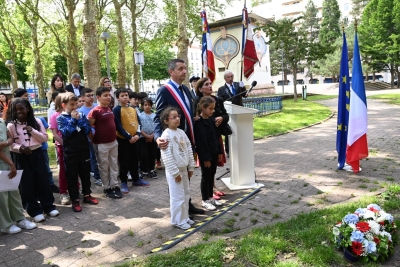 Agrandir l'image 1 sur 2, fenêtre modale