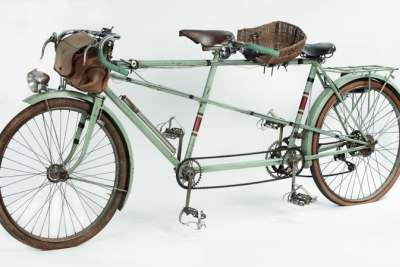 vélo ancien - Agrandir l'image 3 sur 7, fenêtre modale