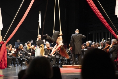 spectacle musique et cirque - Agrandir l'image, fenêtre modale