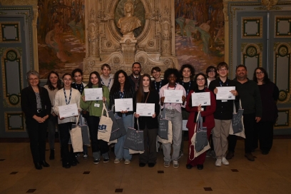 groupe de collègiens - Agrandir l'image, fenêtre modale