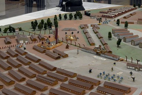 maquette de camps de concentration