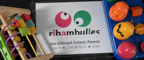Lieu d'accueil enfants parents Ribambulles