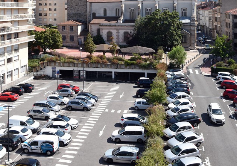 Parking Antonin Moine - Agrandir l'image, fenêtre modale